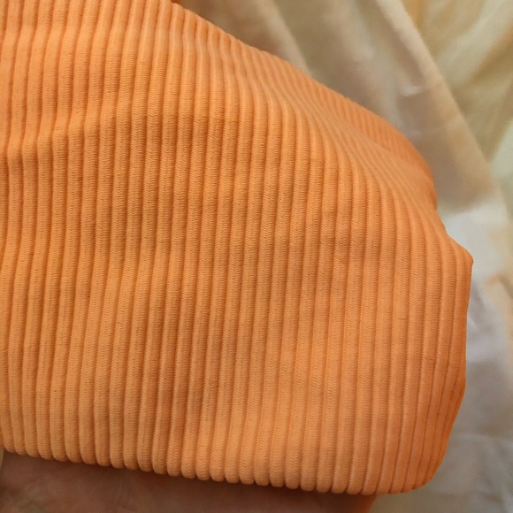 Frankies Bikinis Scarlett set in sunrise - Picture 5 of 6